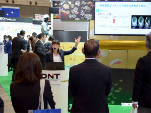 DNTブースの賑わい②｜高機能塗料展(東京)＠DNT